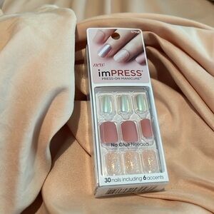 imPRESS nails Night Fever NWT
